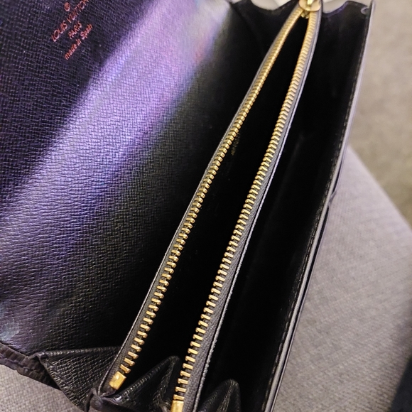 Louis Vuitton Black Epi Leather Wallet Very Good Preloved Condition - Picture 5 of 11